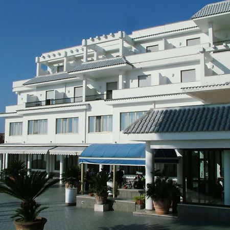 Hotel Sakura Torre del Greco Esterno foto