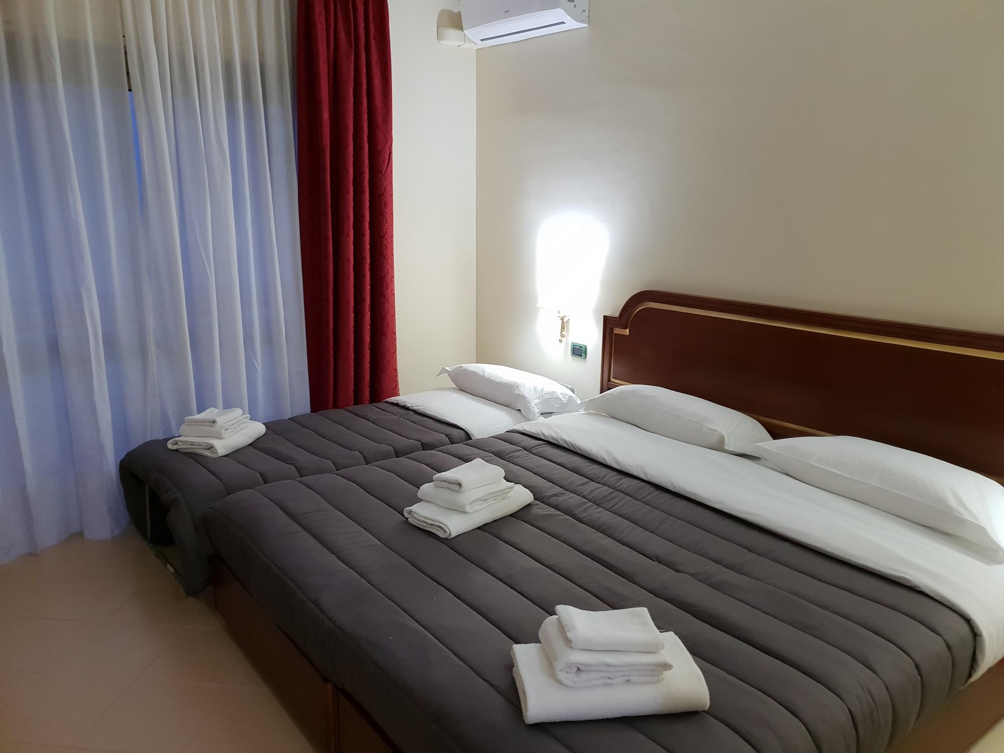 Hotel Sakura Torre del Greco Esterno foto