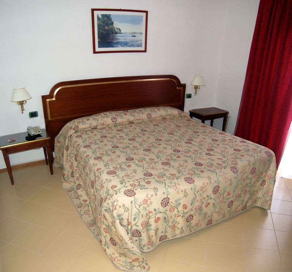 Hotel Sakura Torre del Greco Esterno foto